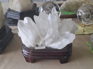 水晶クラスター(ヒマラヤ産)