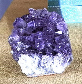 アメジストクラスター(ウルグアイ産)