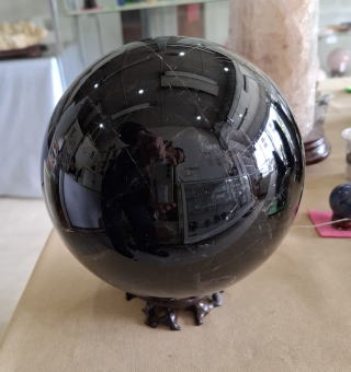 黒水晶丸　直径15.5㎝